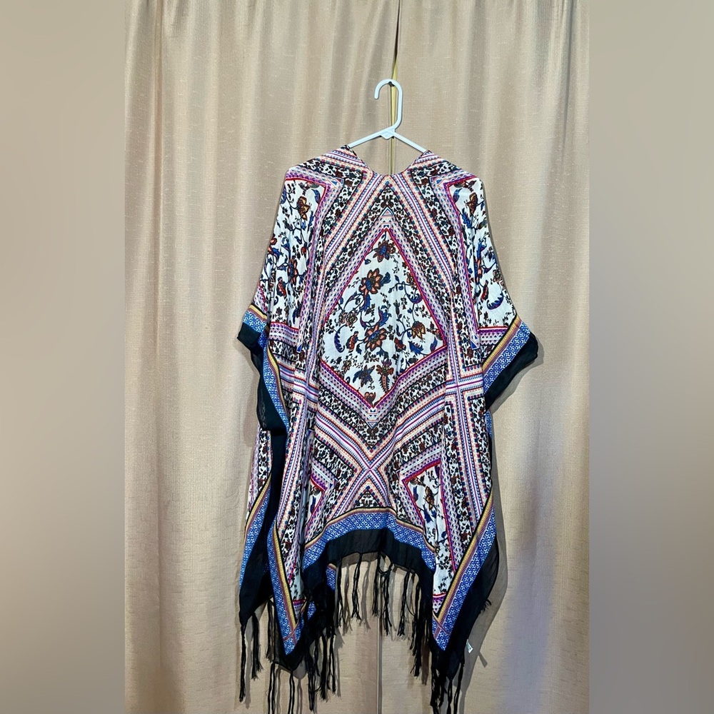 Floral One Size Patterned Kimono with Fringe-Boho, Cover Up, Festival, GUC